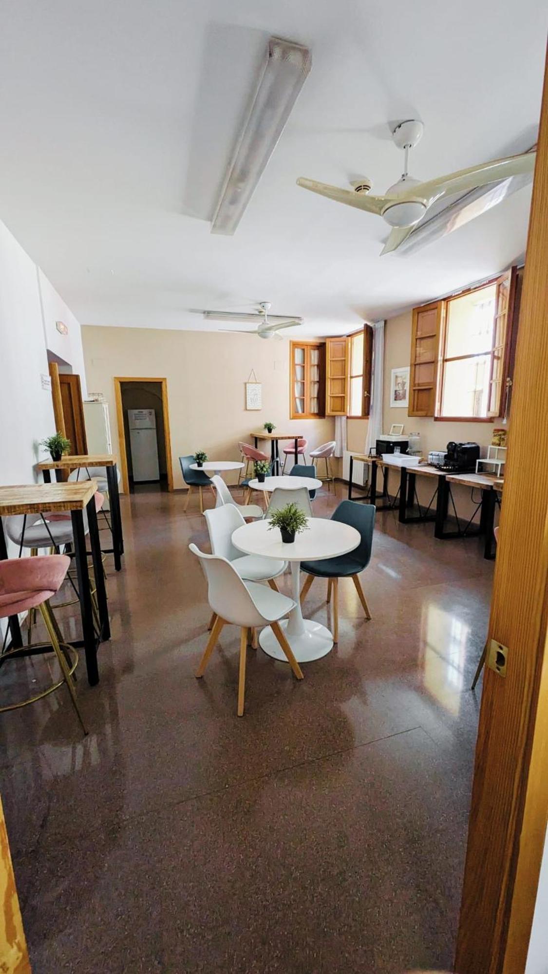 Hostal El Convent De Moncada Εξωτερικό φωτογραφία
